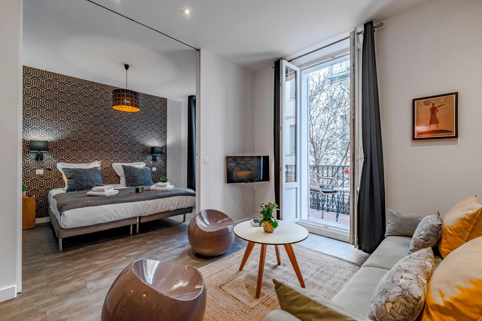 Luxury Family 2Br - Prime Location, Walk To Beach & Shopping, Sunny Balcony - Totolulu Cannes Hoche Экстерьер фото