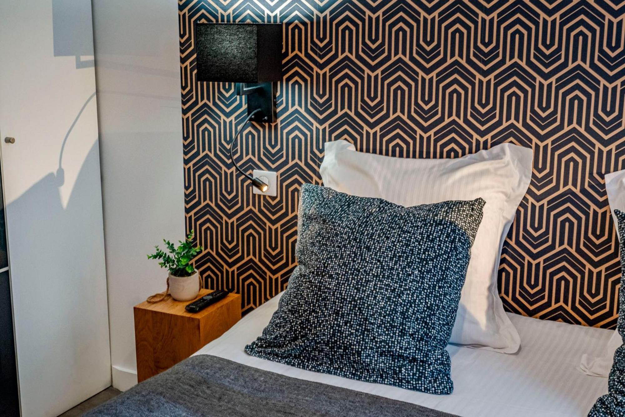 Luxury Family 2Br - Prime Location, Walk To Beach & Shopping, Sunny Balcony - Totolulu Cannes Hoche Экстерьер фото
